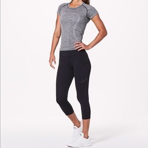 Lululemon black speed up crop - NWT